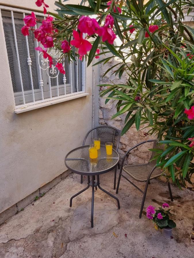Oleander Apartments Split Exterior foto